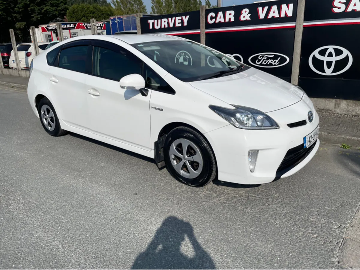 Toyota Prius ZVW30 5DR AUTO - Image 2