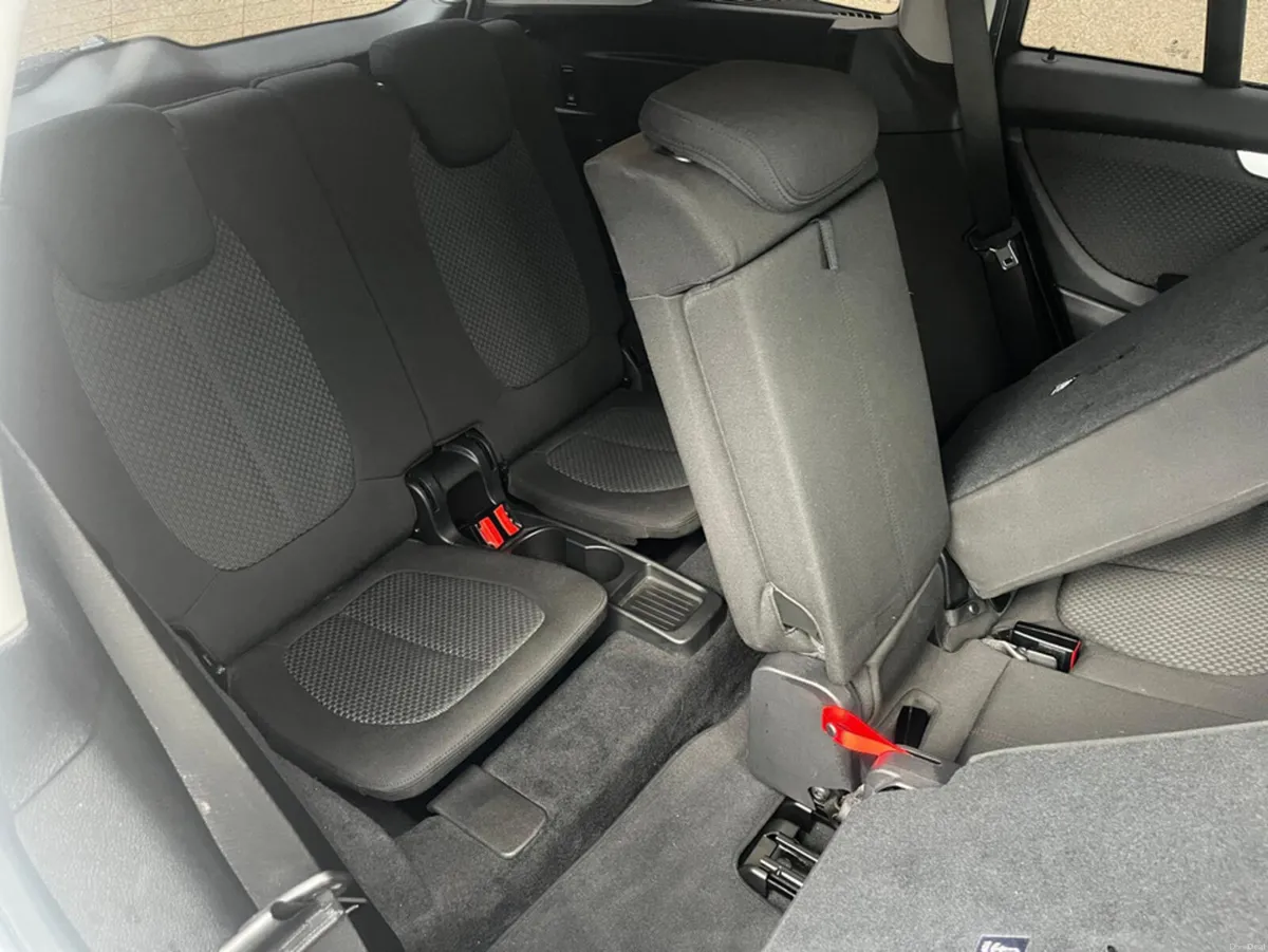 BMW 2-Series Bmw 218d, 7seater, diesel, auto - Image 6