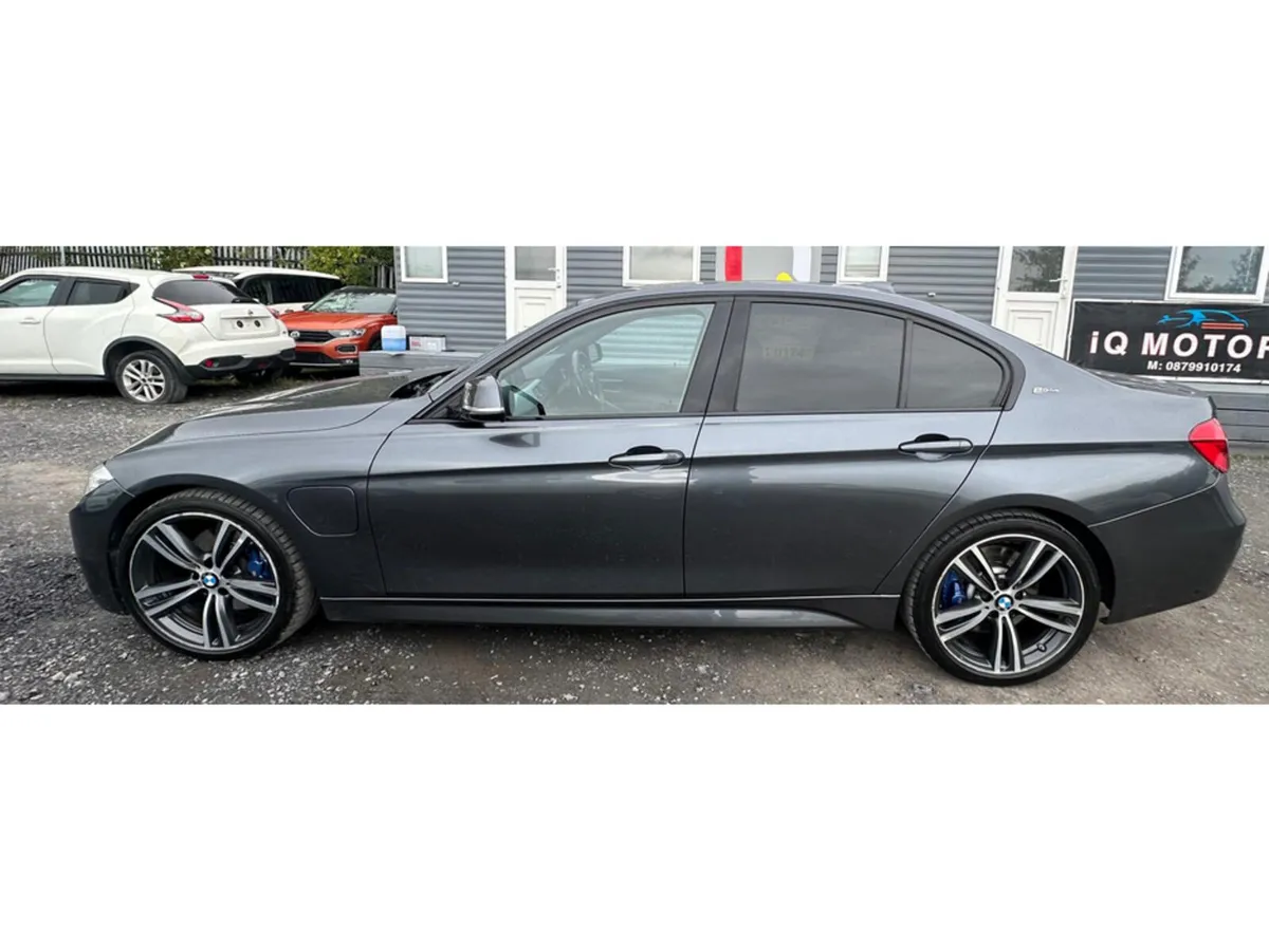 BMW 3-Series 330E M SPORT 4DR AUTO - Image 4