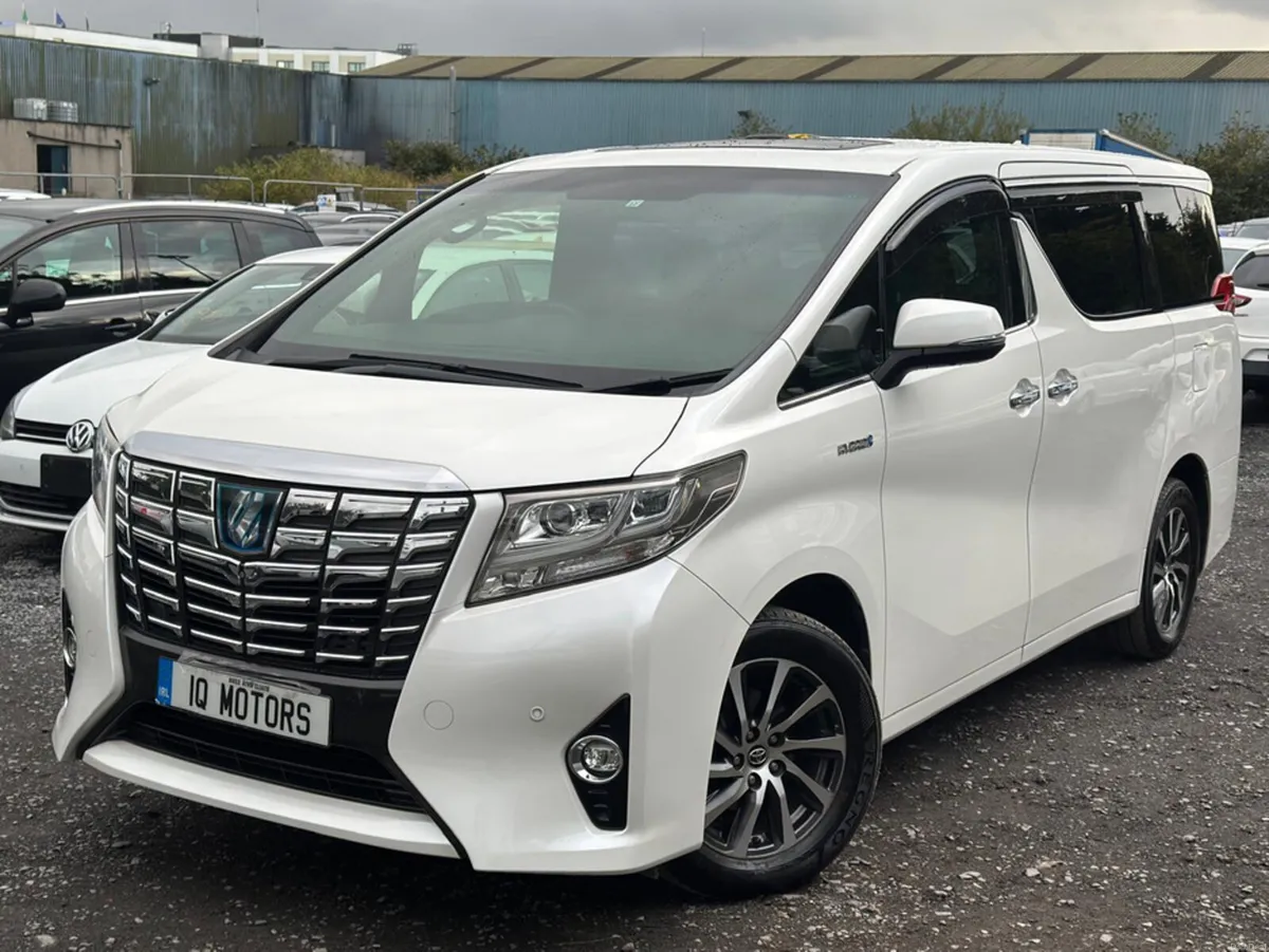 Toyota Alphard Executive Lounge 2.5 Petrol Hybrid - Image 3