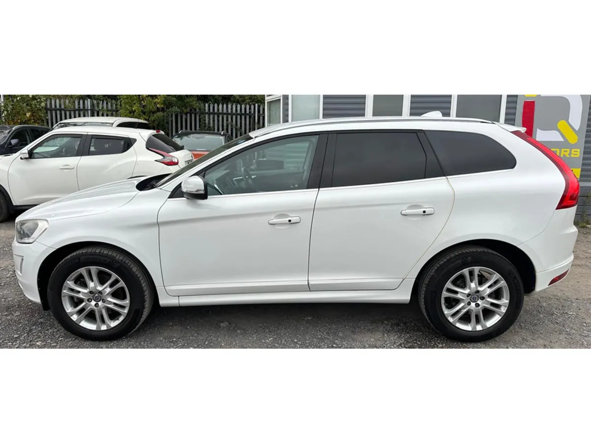 Volvo XC60 D4 2.0L Diesel Automatic (4729) - Image 4