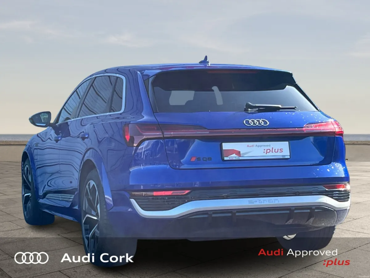 Audi Q8 e-tron SQ8 E-TRON 496BHP WITH TOUR ASSIT P - Image 5