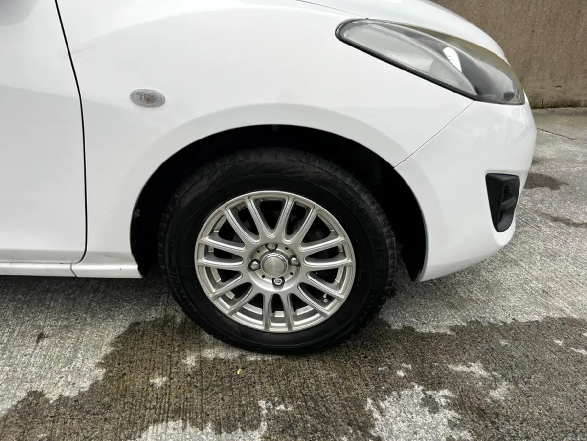 Mazda Demio Mazda Demio sky active model 1.3 - Image 3