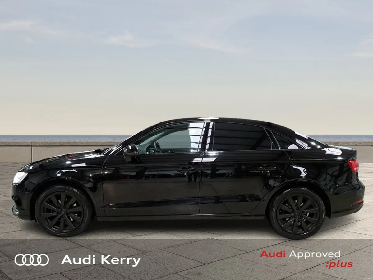 Audi A3 SALOON 1.5TFSI 150HP SE AUTOMATIC - Image 4