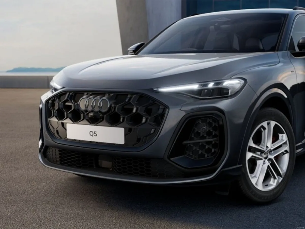 Audi Q5 SUV 2.0TFSI E-HYBRID S-LINE QUATTRO AUTOMA - Image 3