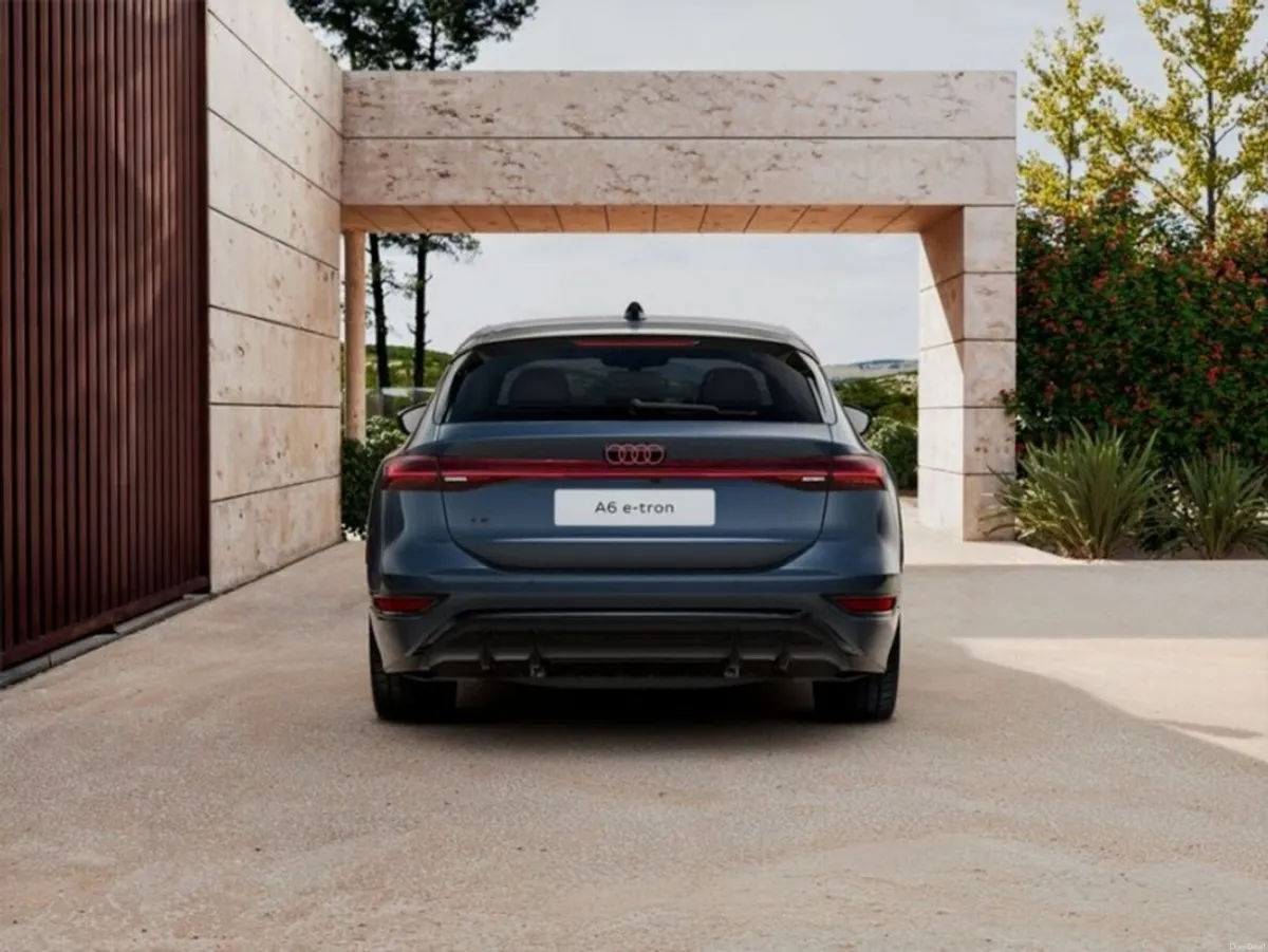 Audi A6 AVANT E-TRON PERFORMANCE S-LINE AUTOMATIC - Image 6