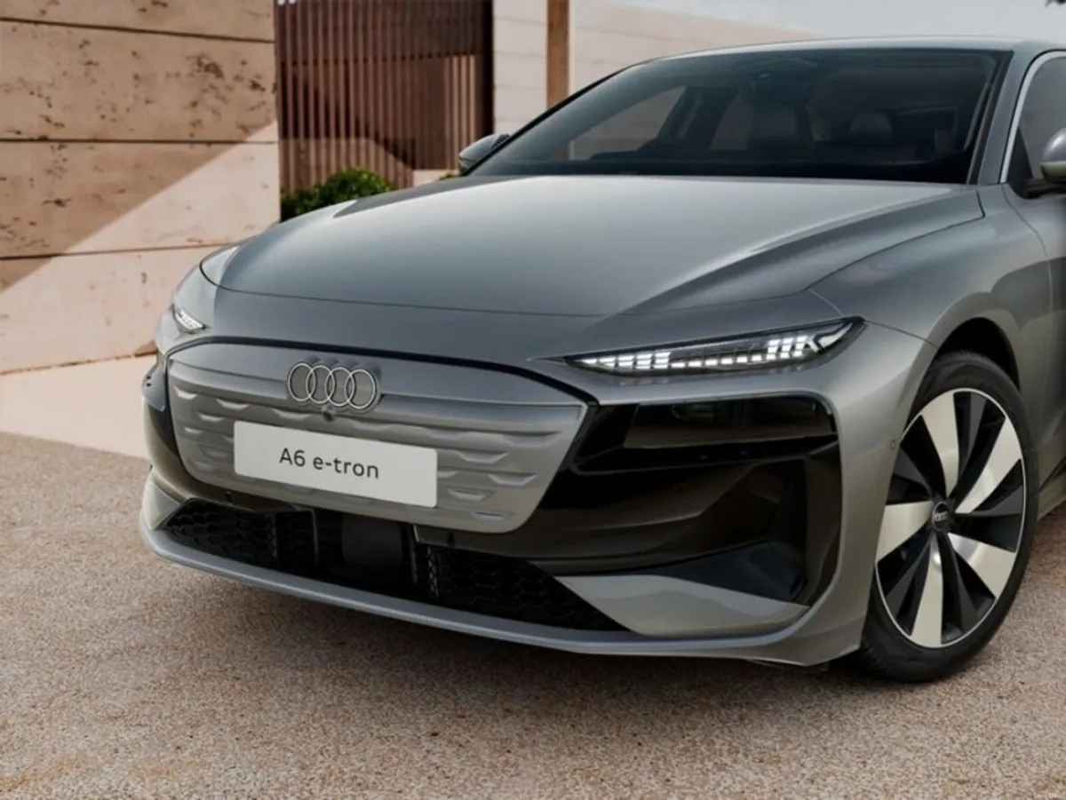 Audi A6 SPORTBACK ADVANCE E-TRON AUTOMATIC - Image 3