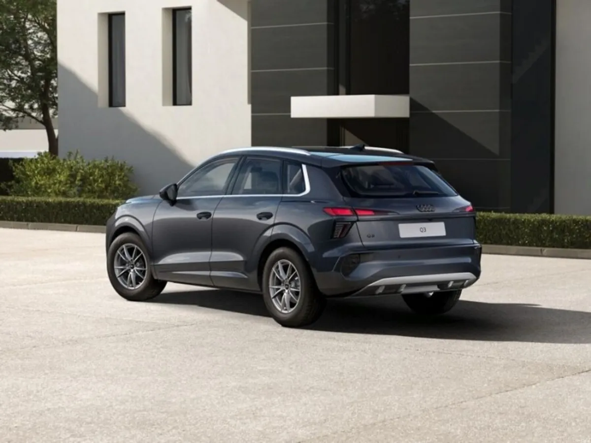Audi Q3 SUV 1.5TDI 150BHP SE AUTOMATIC WITH COMFOR - Image 5