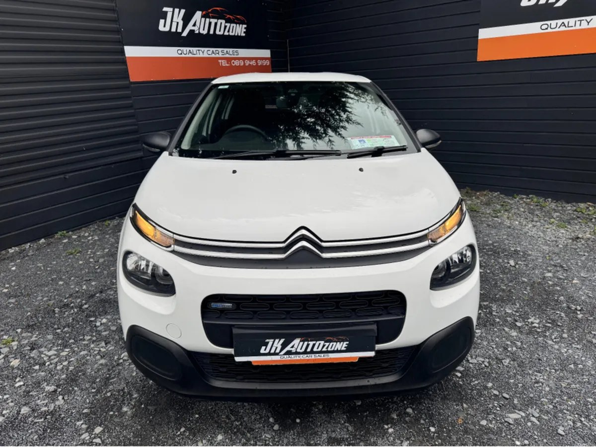 Citroen C3 TOUCH PURETECH 5DR - Image 2