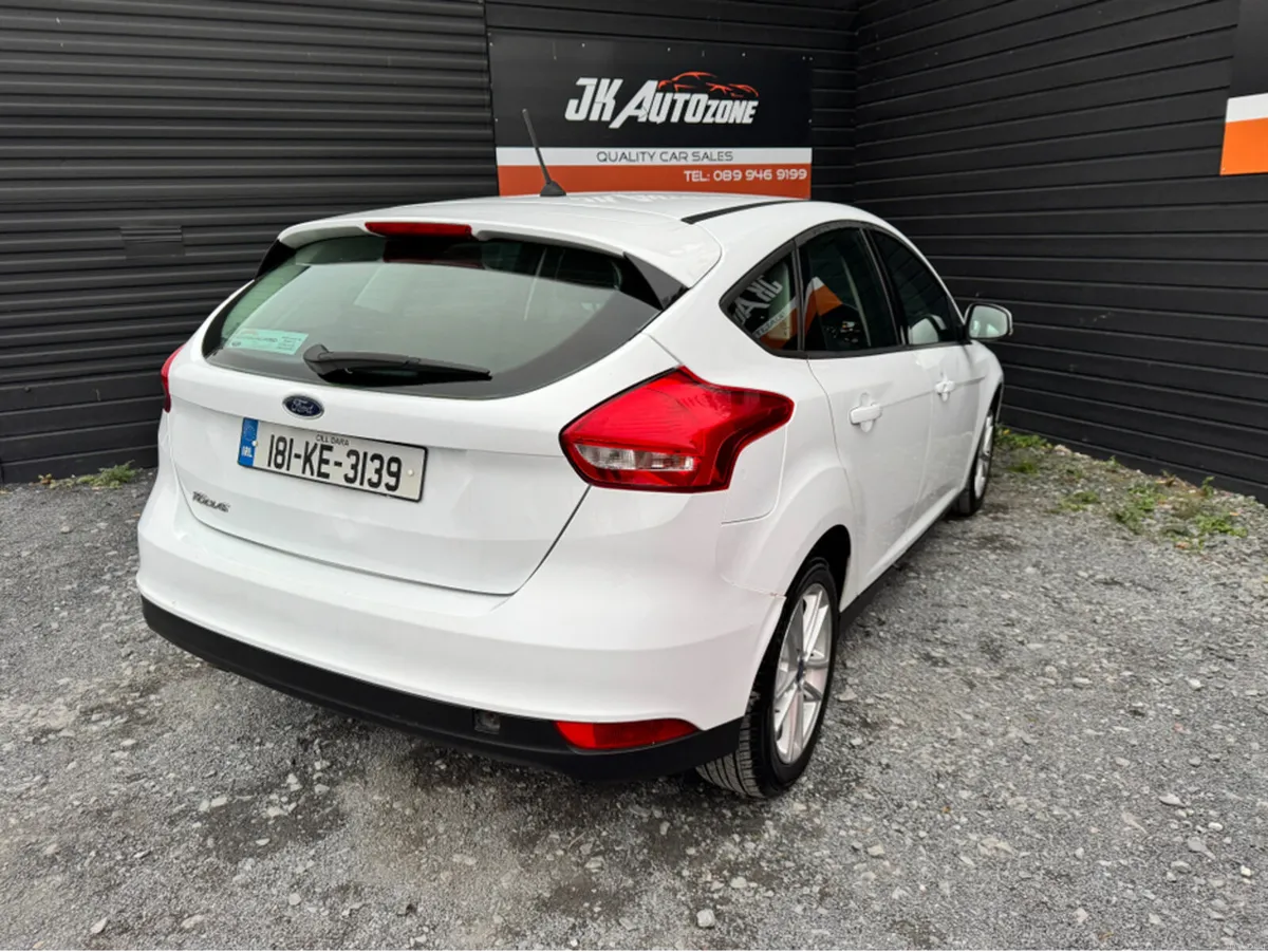 Ford Focus STYLE 1.5 TD 5DR - Image 4