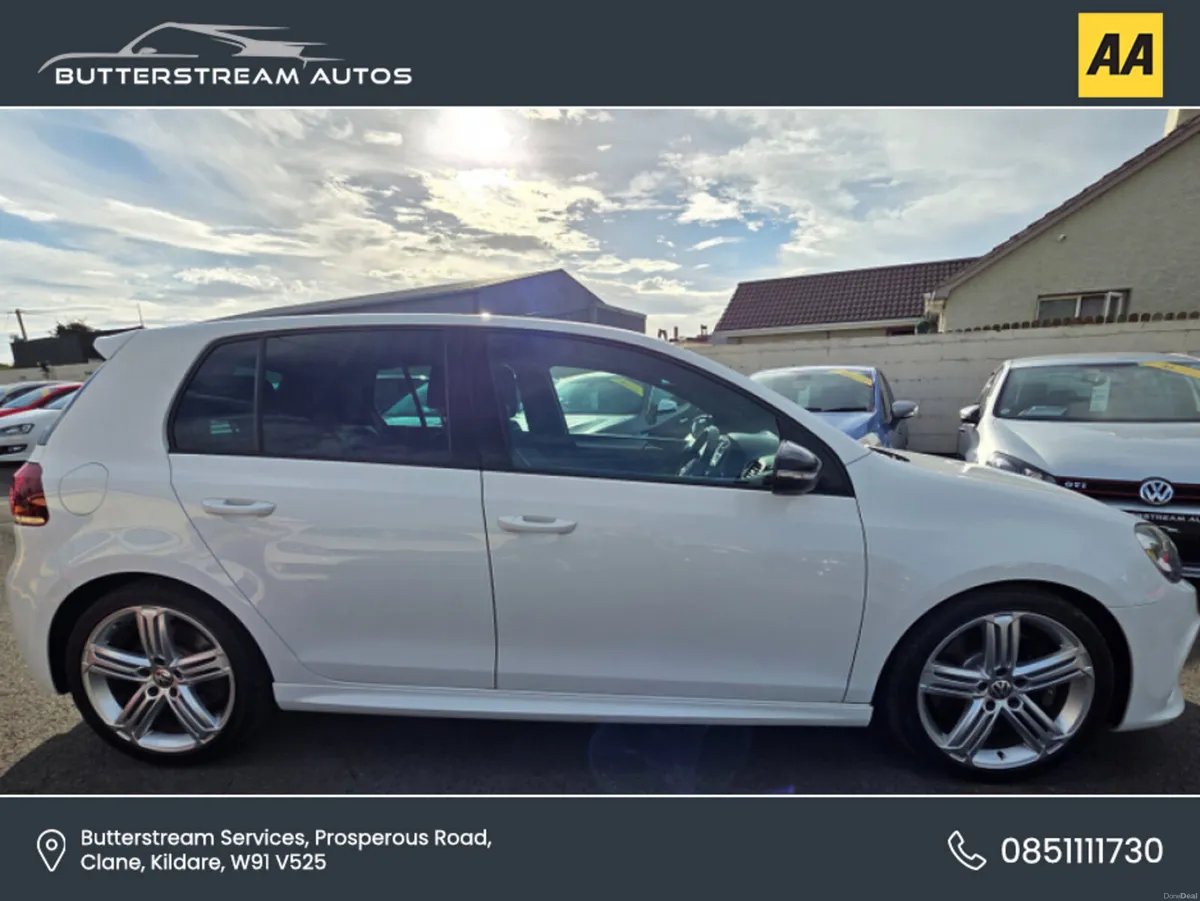 Volkswagen Golf R 2.0 DSG AUTO IN WHITE/BLACK LEAT - Image 3