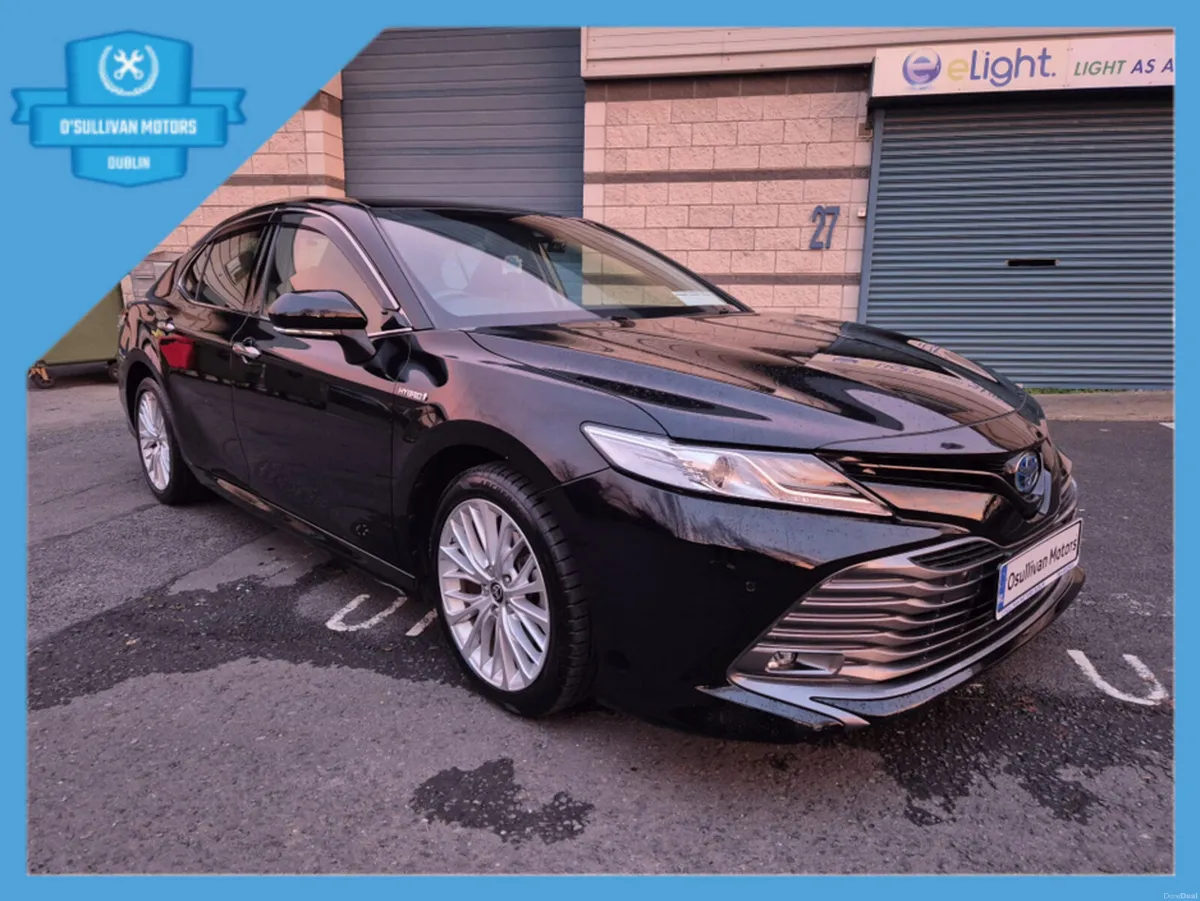 Toyota Camry /2020/2.5 PETROL HYBRID/AUTOMATIC - Image 3