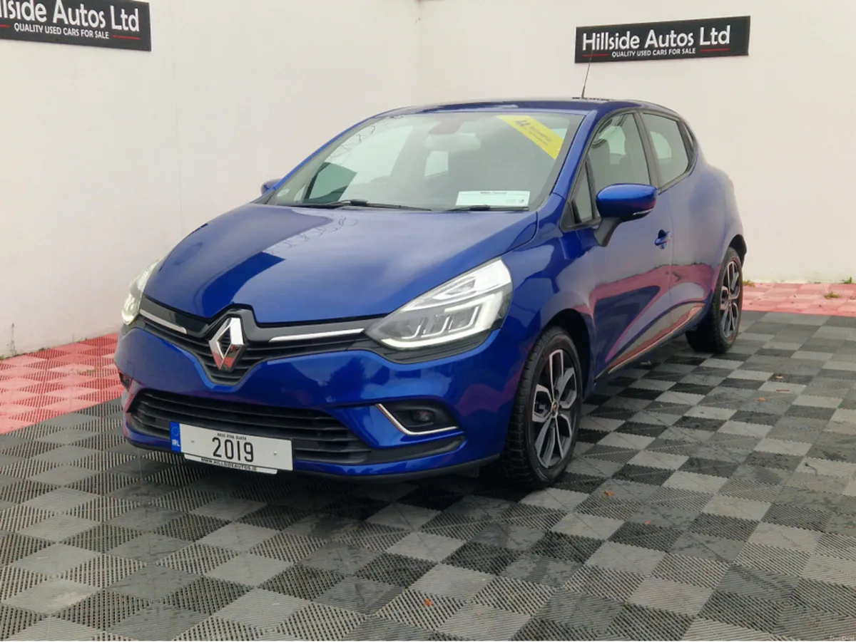 Renault Clio ZEN LUTICIA 1.2 PETROL AUTOMAIC 5DR! - Image 3