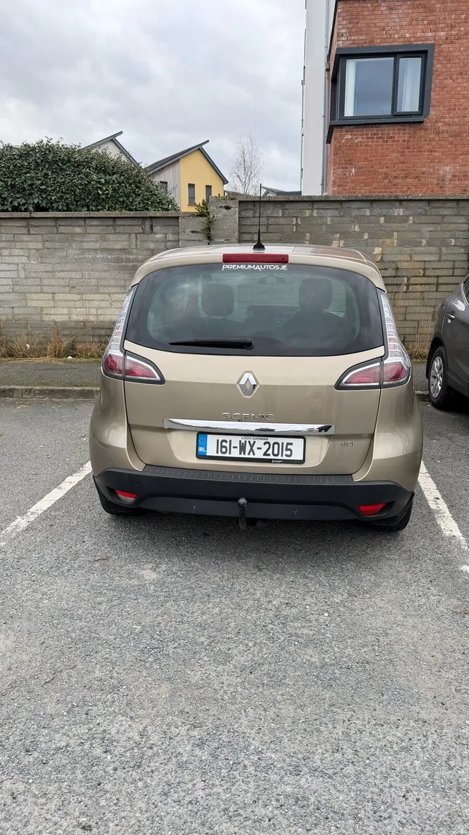 Renault Scenic III Bose Edition 2016 automatic - Image 4