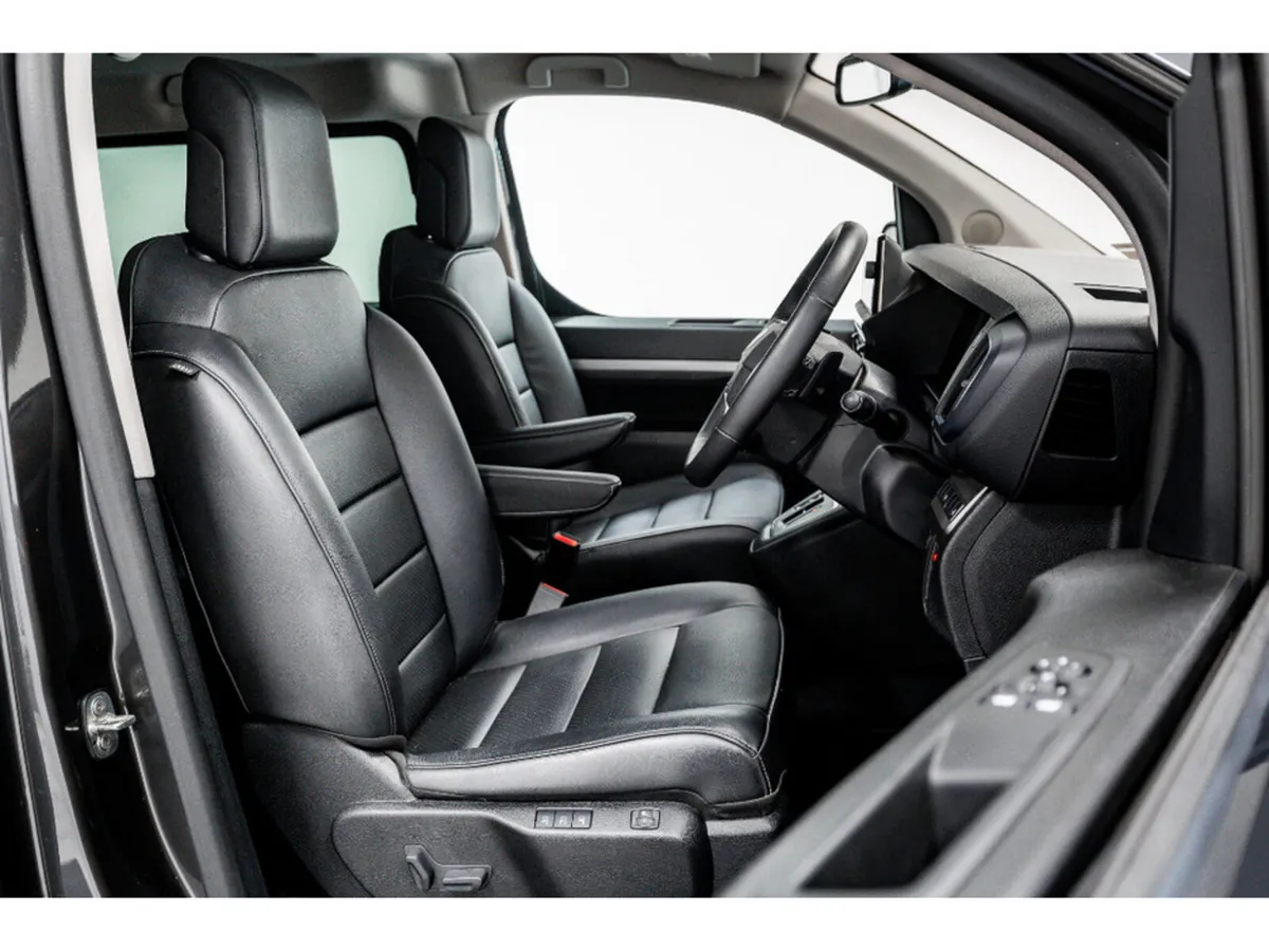 Peugeot Expert E-Expert Allure 75kWh Auto 136HP - - Image 4