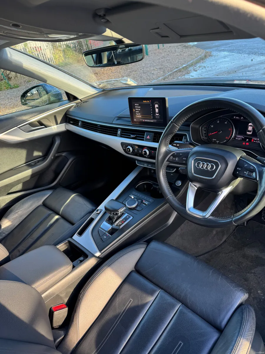 Audi A4 2018 SE S-TRONIC AUTO - Image 3