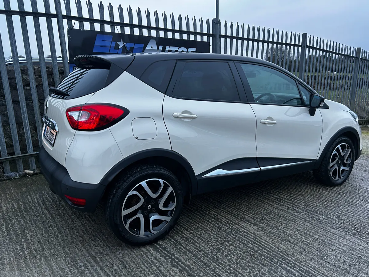 Renault Captur TCE Automatic 2018 - Image 4