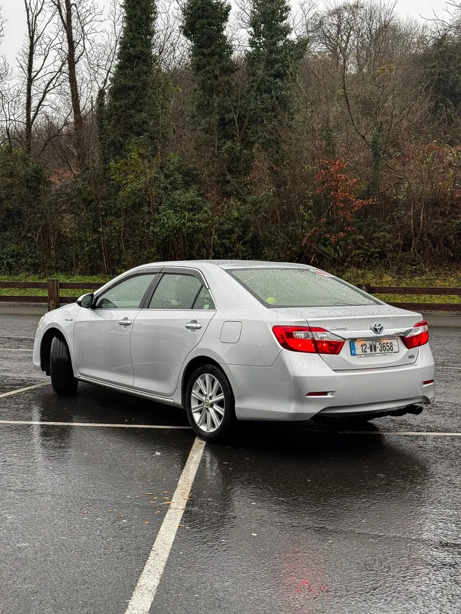 Toyota Camry High Spec - Image 3