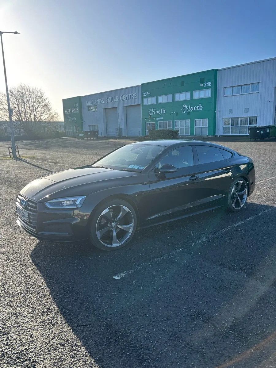 Audi A5 2.0TDI 190HP S-Line. Low Mileage. - Image 2