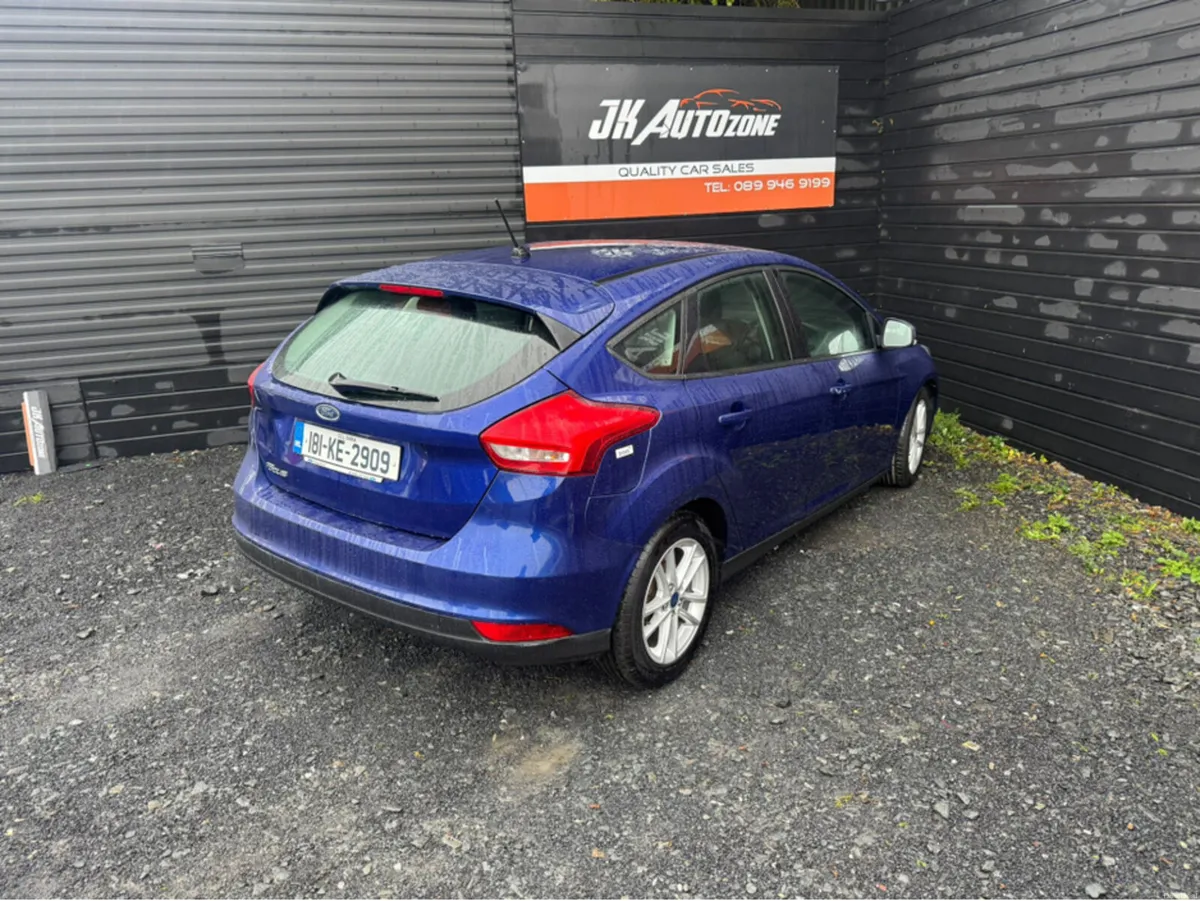 Ford Focus STYLE 1.5 TD  6SPEED 5DR - Image 4
