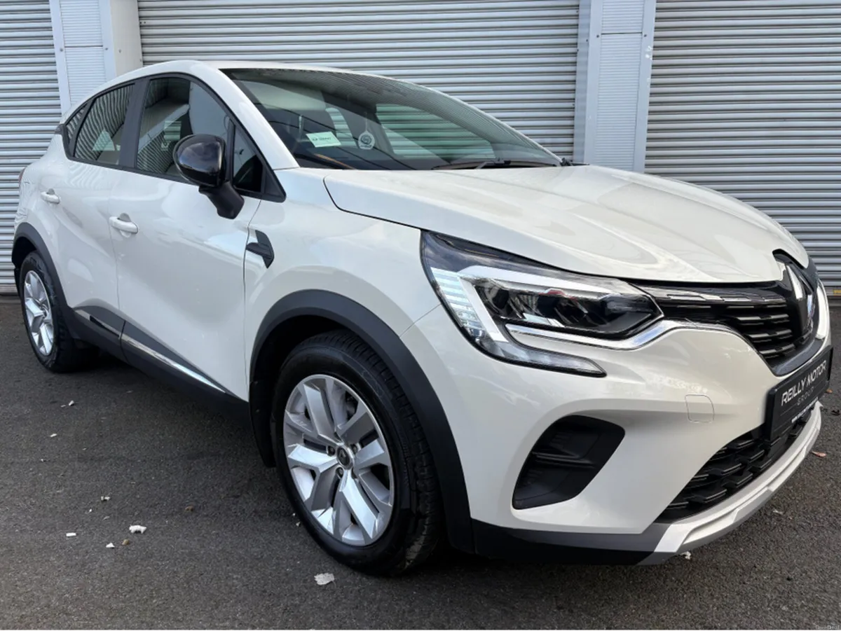 Renault Captur PLAY TCE 100 MY19 5DR - Image 1