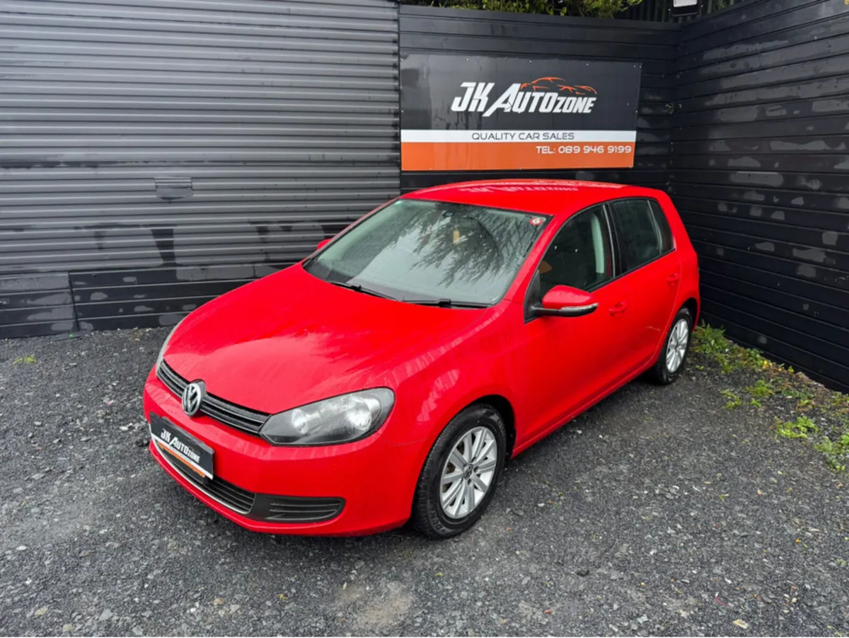 Volkswagen Golf 1.2 TSI AUTO 5DR - Image 4
