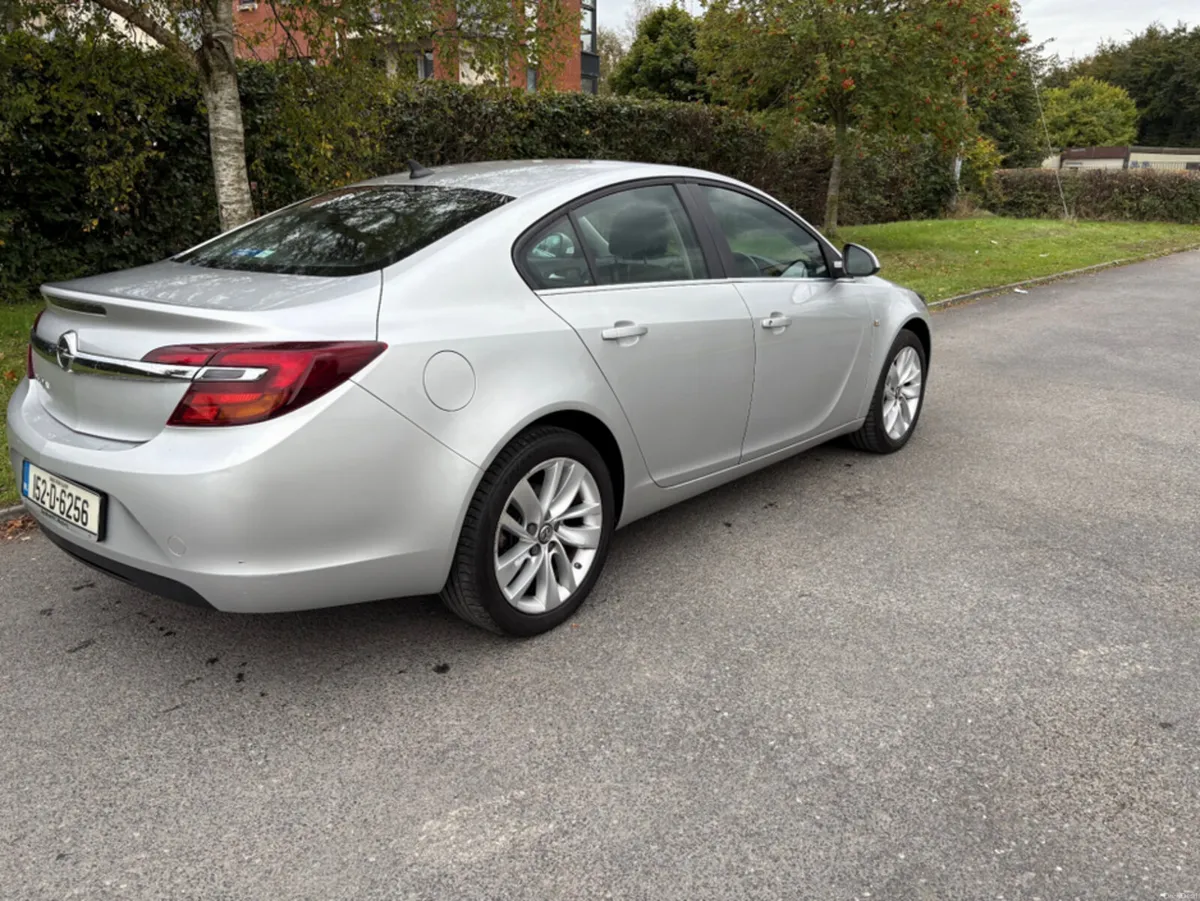 Opel Insignia SC 1.4T 4DR - Image 3