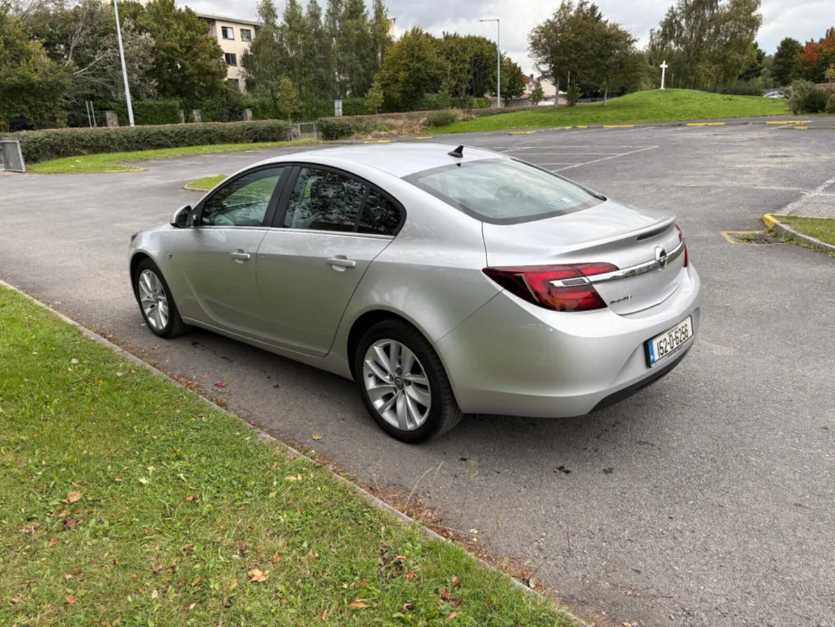 Opel Insignia SC 1.4T 4DR - Image 4