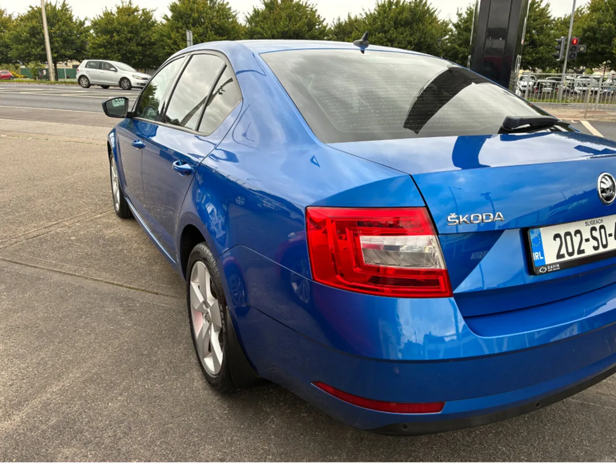 Skoda Octavia 1.6 SE DRIVE TDI 115PS 5DR - Image 4