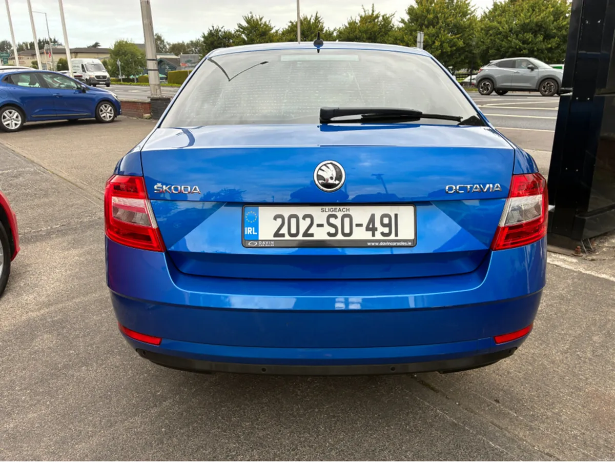 Skoda Octavia 1.6 SE DRIVE TDI 115PS 5DR - Image 5