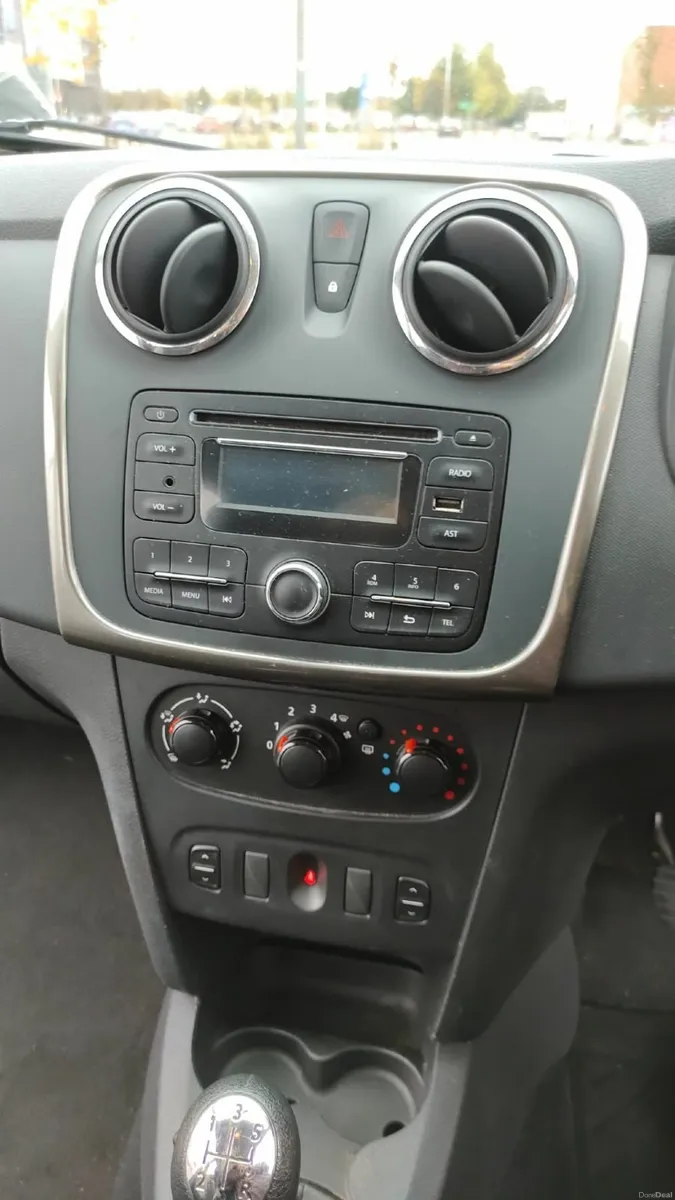 Dacia Sandero Stepway 2016 - Image 2