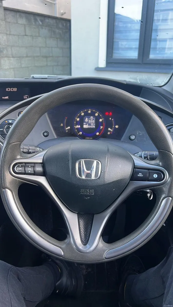 Honda civic - Image 4