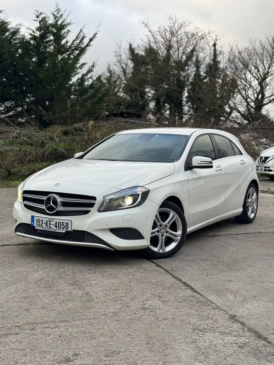 Mercedes A-180 Class 56000 KM 2015 - Image 2
