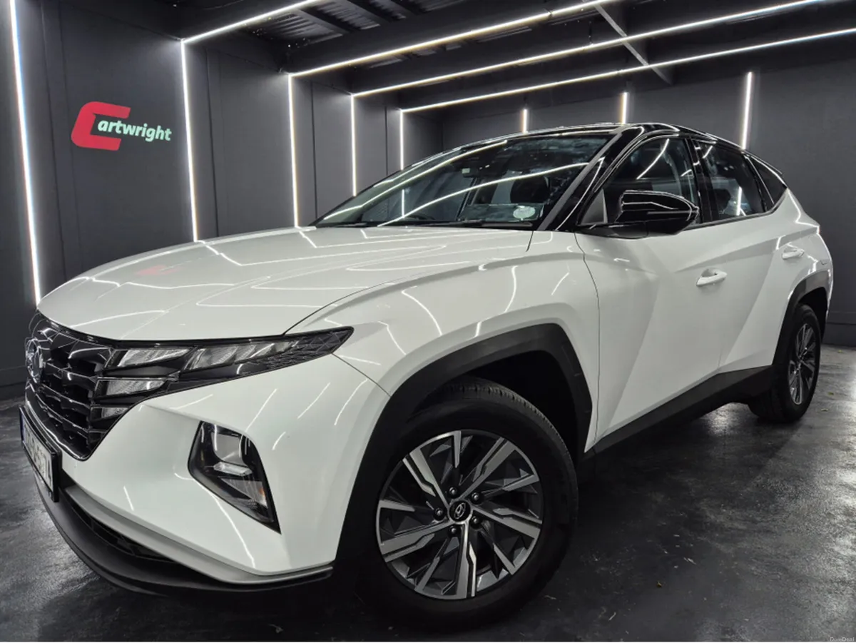 Hyundai Tucson IX35 COMFORT PLUS 5DR - Image 1