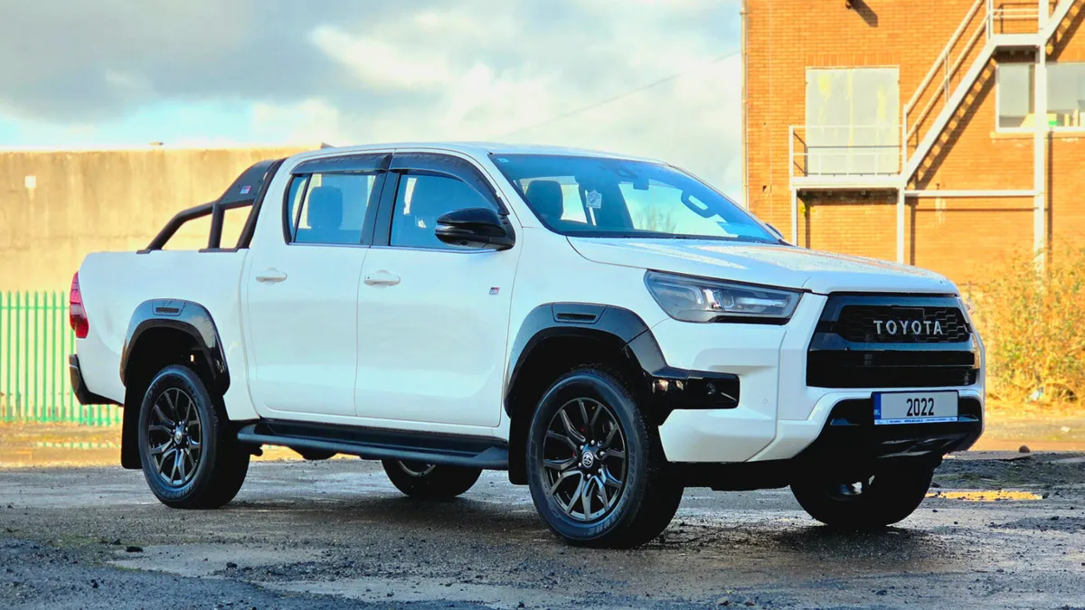 2022 Toyota Hilux Auto GR 2.4 Diesel - Image 1