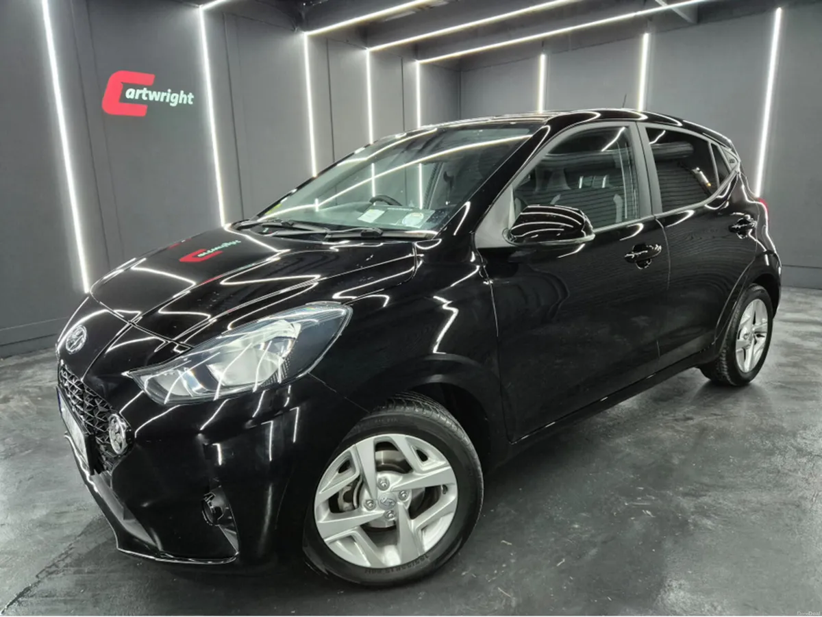 Hyundai i10 DELUXE 5DR - Image 1