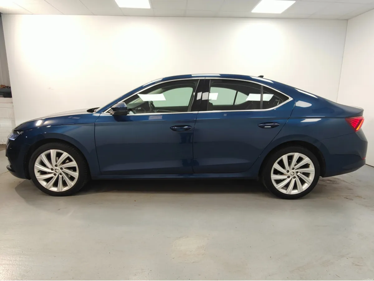 Skoda Octavia STYLE 2.0 TDI 115HP 5DR - Image 3
