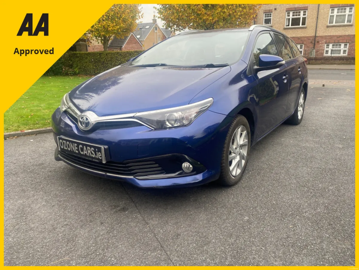 Toyota Auris BUSINESS EDITION D- D-4D TOURING SPOR - Image 1