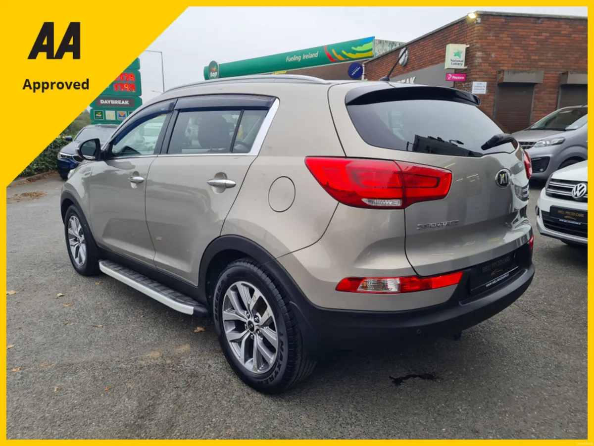 Kia Sportage HUGE SPEC TWIN GLASS ROOF - Image 4