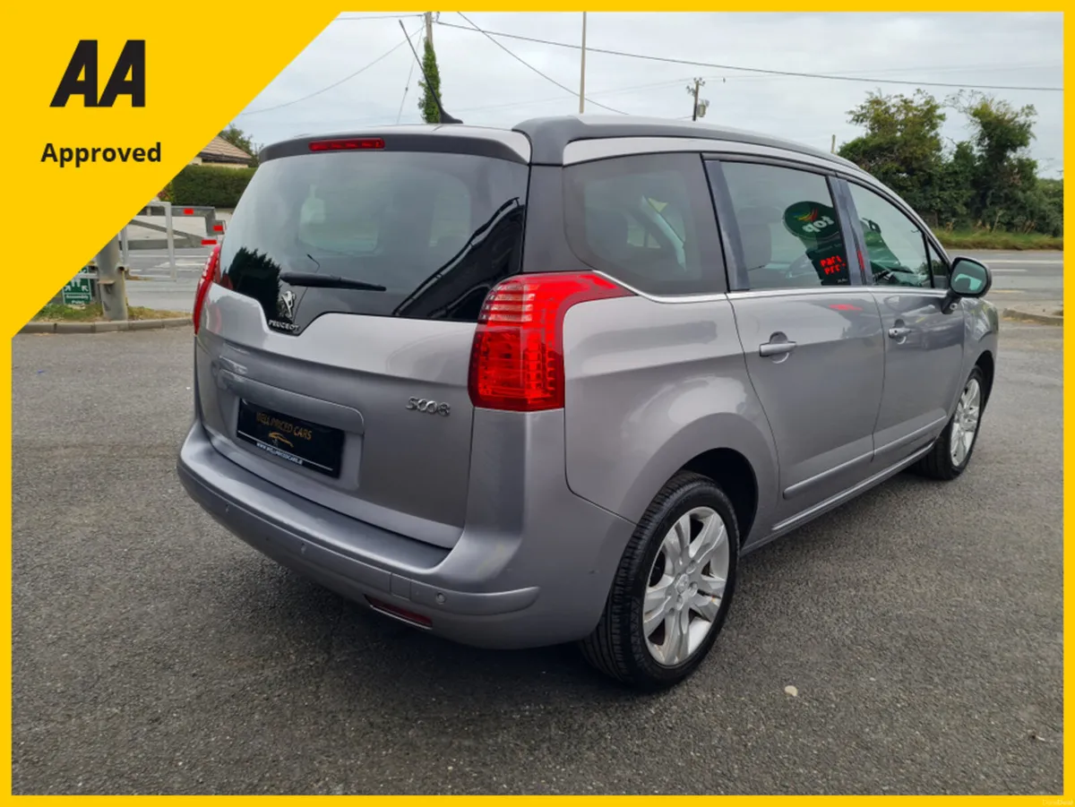 Peugeot 5008 ACTIVE FAMILY 1.6 HDI 4DR - Image 3