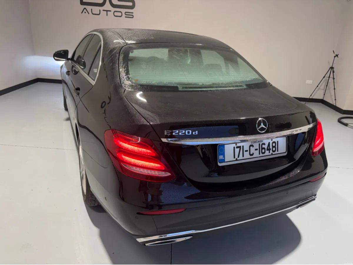 Mercedes-Benz E-Class LOW MILEAGE- E220 D SE 4DR A - Image 3