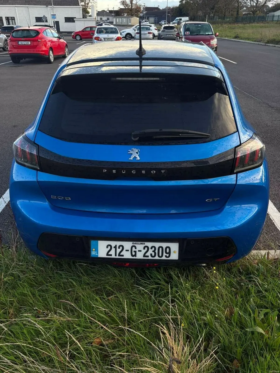Peugeot 208 2021 - Image 2