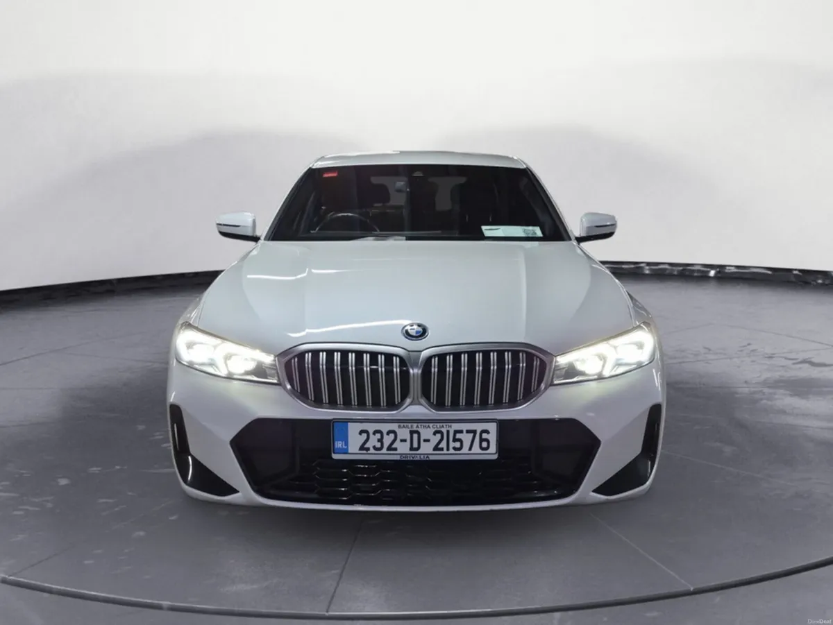 BMW 3-Series S3MI 4DR AUTO - Image 2