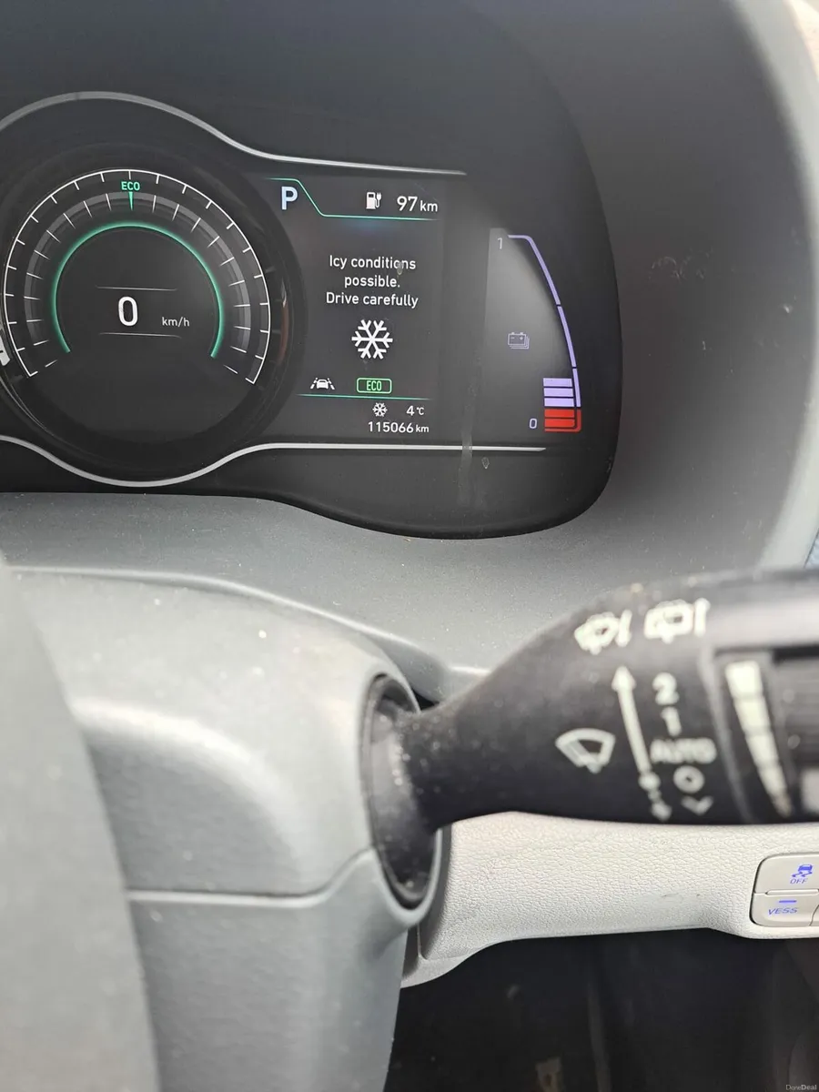 Hyundai KONA 64kWh EV  **Quick Sale** - Image 2