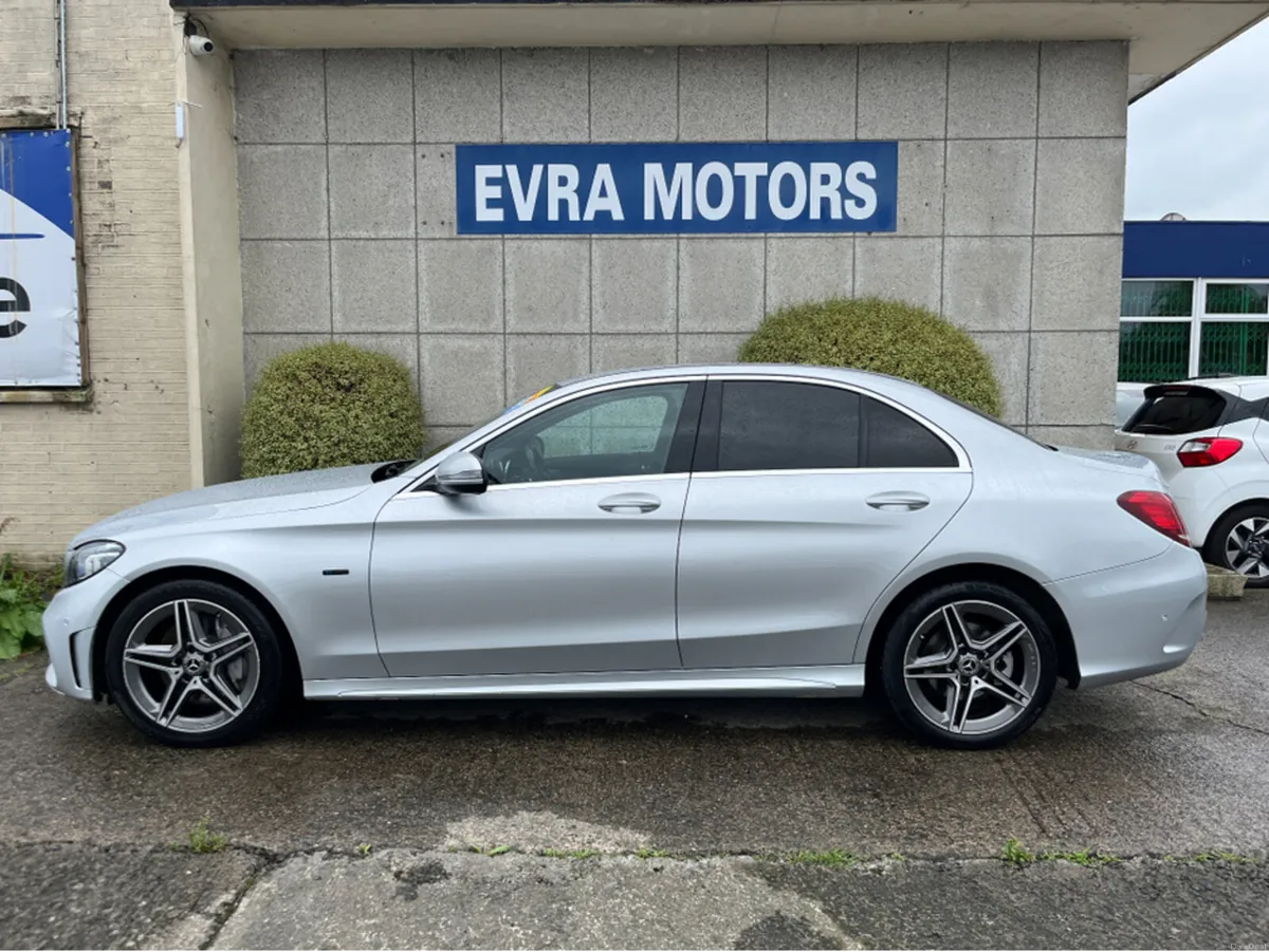 Mercedes-Benz C-Class AMG LINE C300D E PLUG IN DIE - Image 6