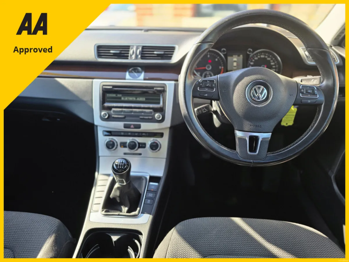 Volkswagen Passat CL 1.6 TDI MANUAL 6SPEED FWD BLU - Image 6