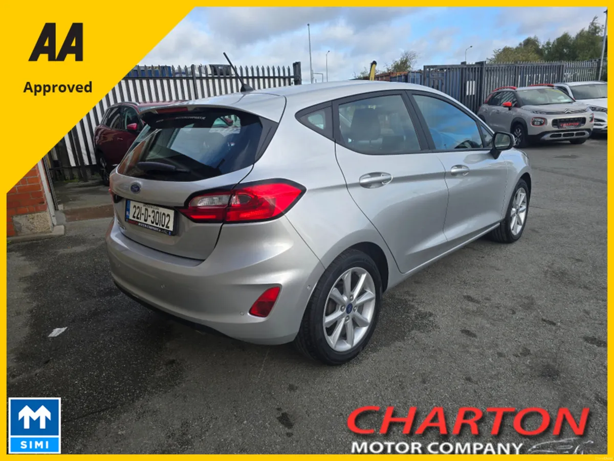 Ford Fiesta TREND CONNECTED 1.1 075 M5 4DR - Image 3