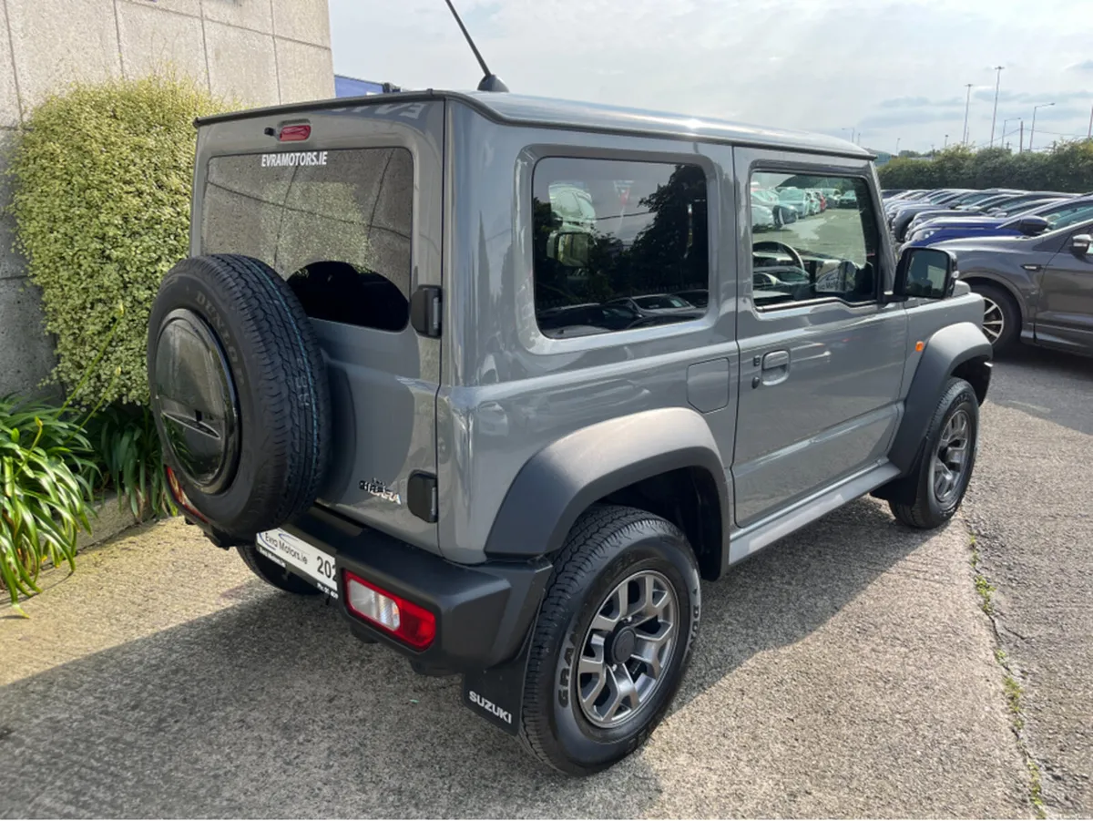 Suzuki Jimny SIERRA 4 SEAT MANUAL 1.5 PETROL //HIG - Image 4