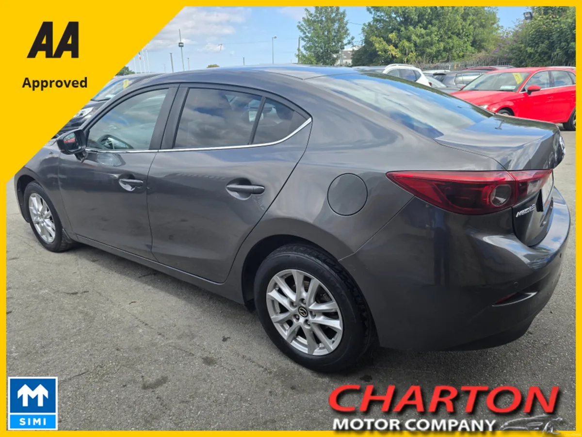 Mazda Mazda3 1.5 D 105PS EXECUTIVE SE 4DR - Image 2