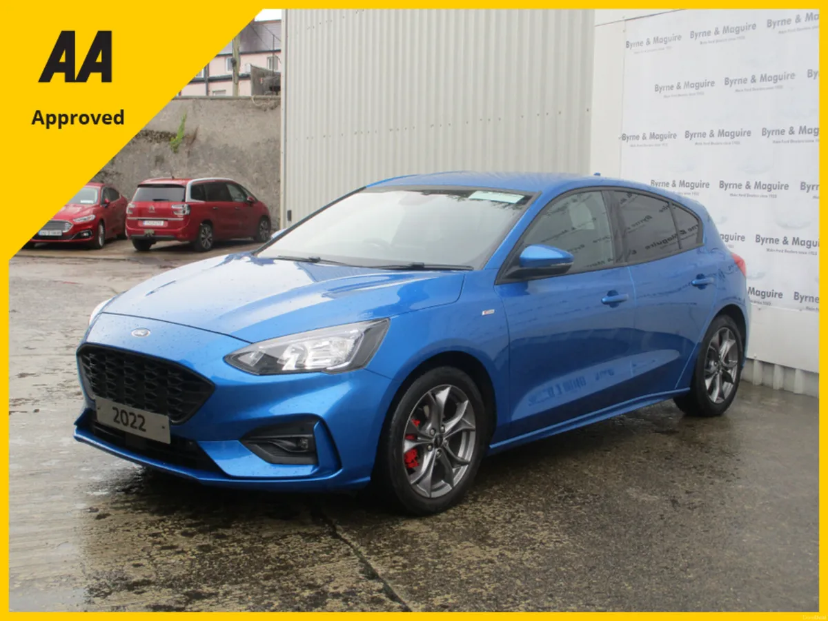 Ford Focus ST-LINE 1.0 PETROL   TOP OF THE RANGE M - Image 6